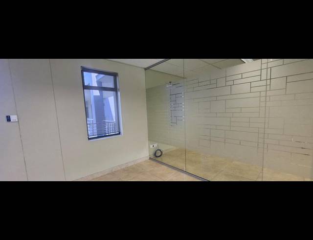 BUSINESS PROPERTY TO RENT IN BEDFORD GARDENS